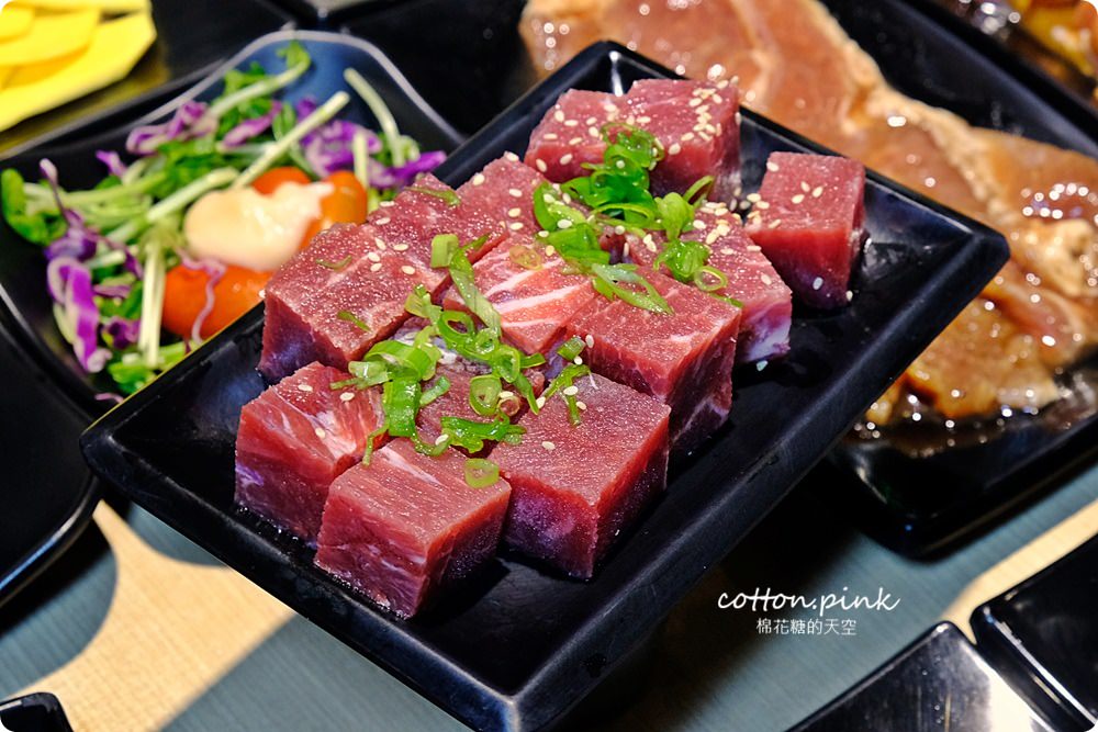 台中沙鹿韓式烤肉吃到飽！肉鮮生超狂肉山把我的胃淹沒啦～
