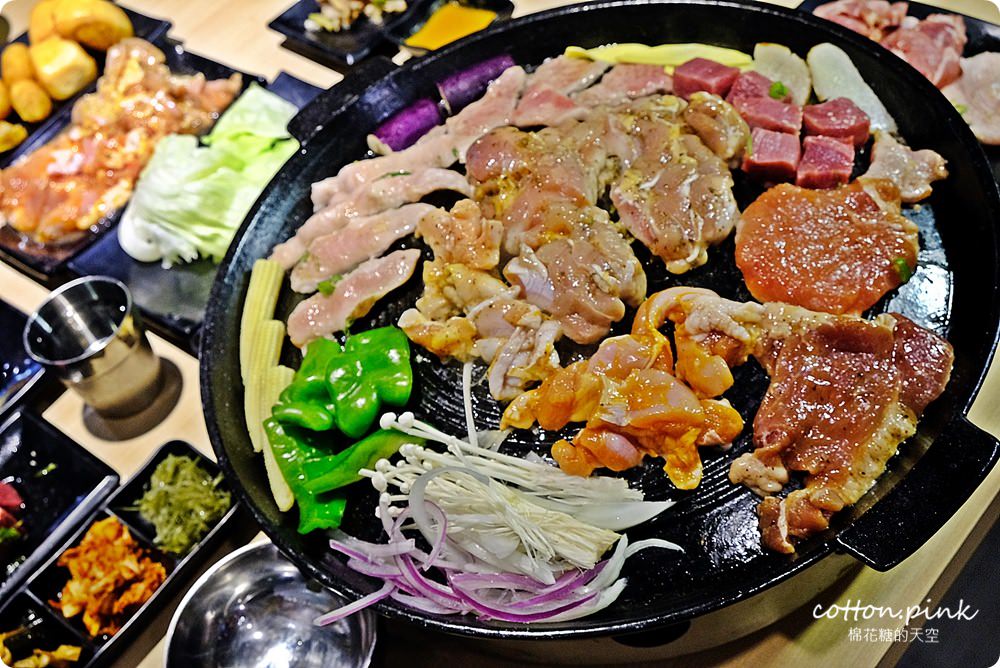 台中沙鹿韓式烤肉吃到飽！肉鮮生超狂肉山把我的胃淹沒啦～