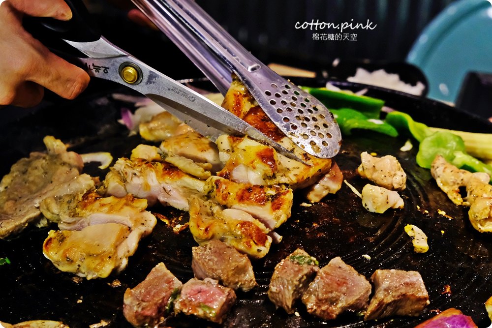 台中沙鹿韓式烤肉吃到飽！肉鮮生超狂肉山把我的胃淹沒啦～