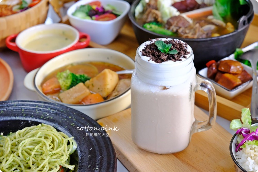 台中圖書館旁美食餐廳推薦|創意廚房不只早午餐～火鍋、中式定食都好吃！還有沙坑兒童區
