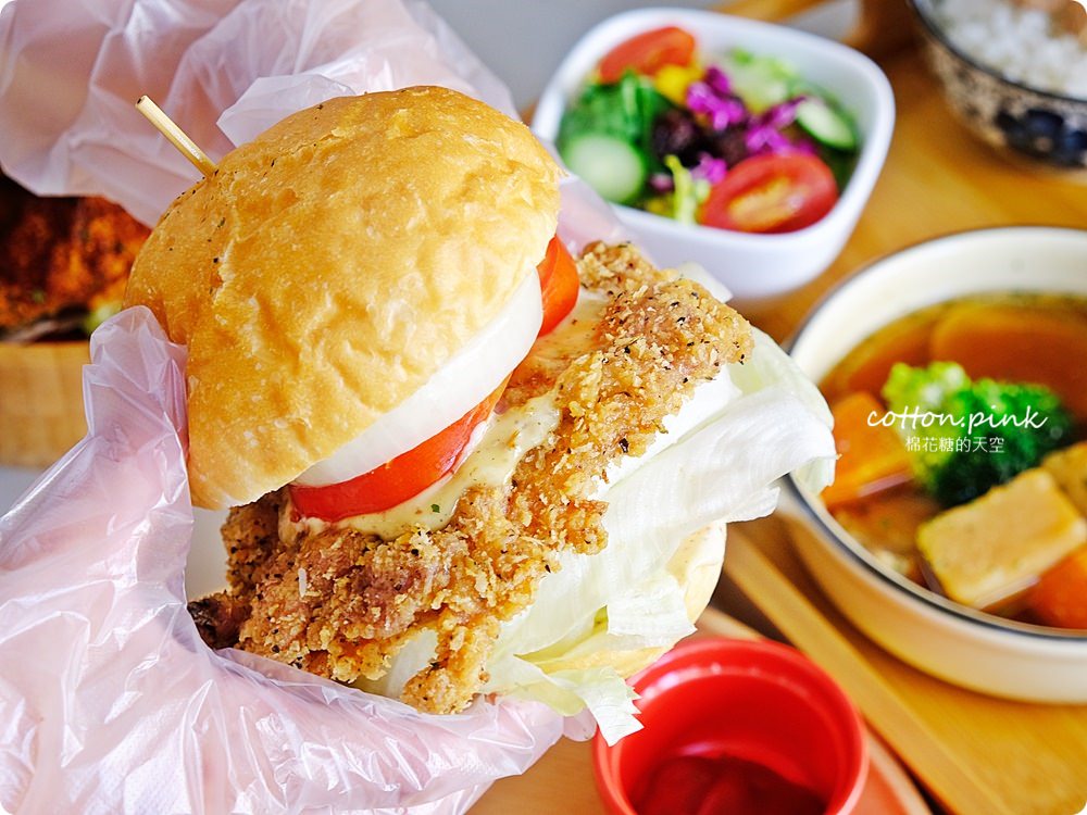 台中圖書館旁美食餐廳推薦|創意廚房不只早午餐～火鍋、中式定食都好吃！還有沙坑兒童區
