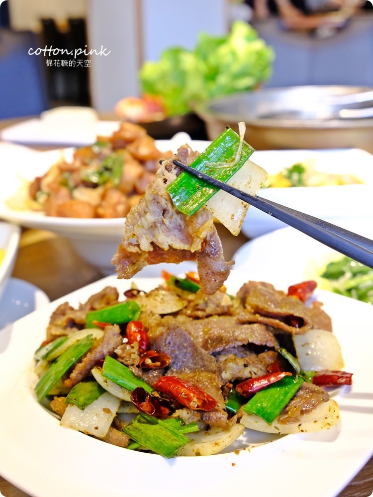 台中草悟道旁台菜單點吃到飽！丹青外加火鍋一樣吃免驚不加價