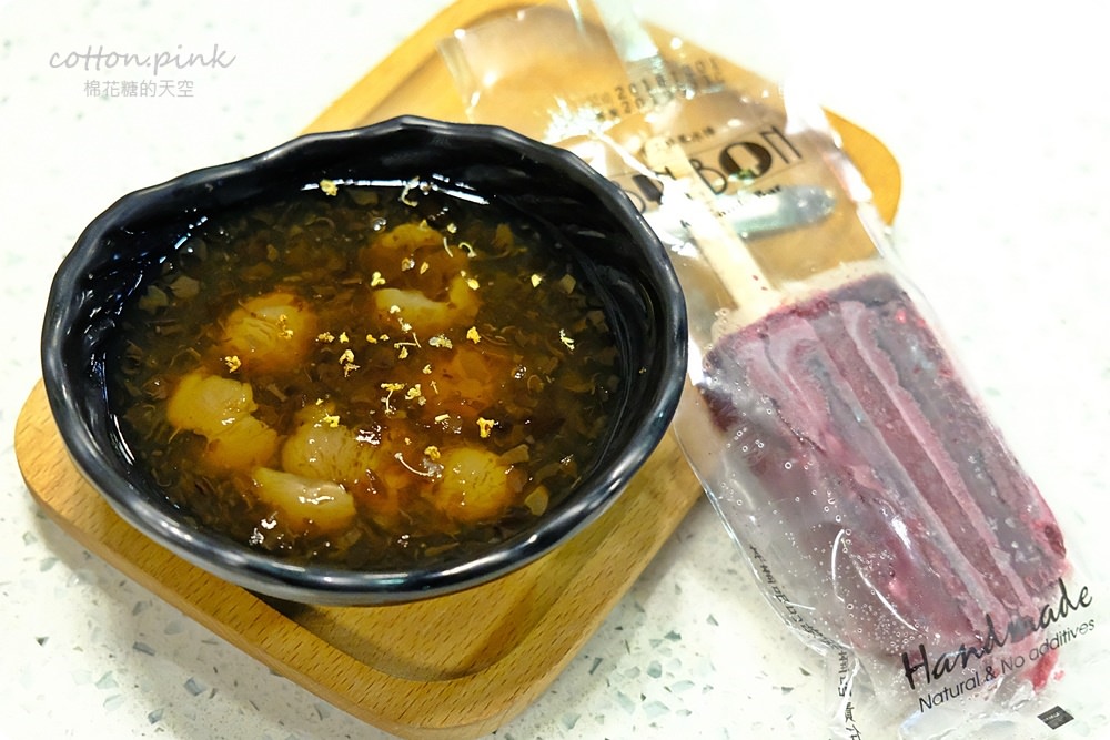 台中崇德路火鍋徵求大胃王！肉魂最新菜單有一百盎司牛豬肉盤像山一樣外加蝦、蟹來助陣