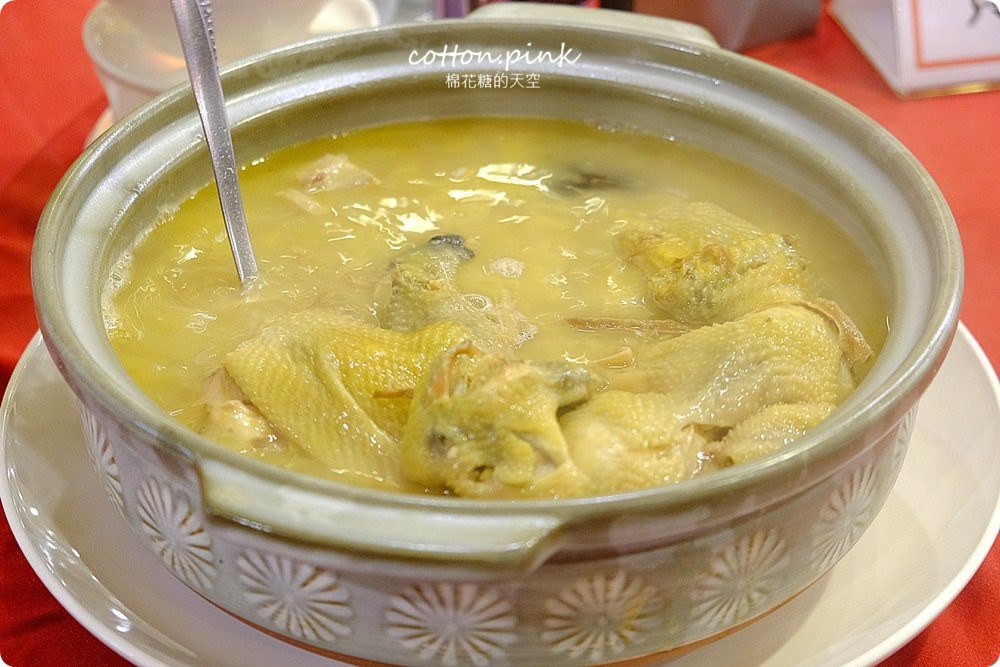 台北名店-點水樓火烔雞湯變泡麵-豪華小廚師慢食麵新口味！第一名的七彩小籠湯包年菜首選