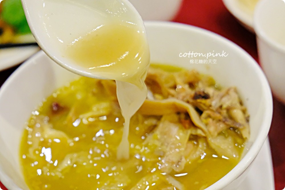 台北名店-點水樓火烔雞湯變泡麵-豪華小廚師慢食麵新口味！第一名的七彩小籠湯包年菜首選