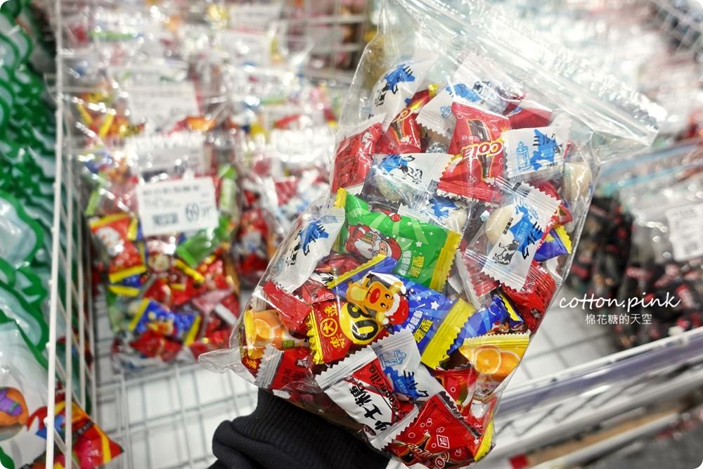 別去年貨大街人擠人！台中年貨這裡辦-台灣e食館開心果、進口巧克力也可送禮，年節禮盒甜甜價還買十送一喔！