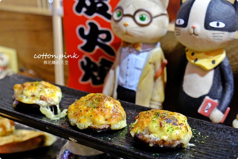 逢甲夜市隱藏版居酒屋-炭燒烤不只串燒好吃，牛排丼肉多到看不到飯了啦！