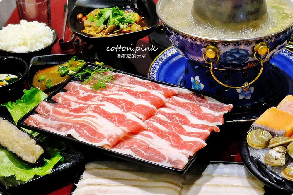 台中草悟道超美火鍋現身！小瀋陽道地酸菜白肉鍋好吃又好看！