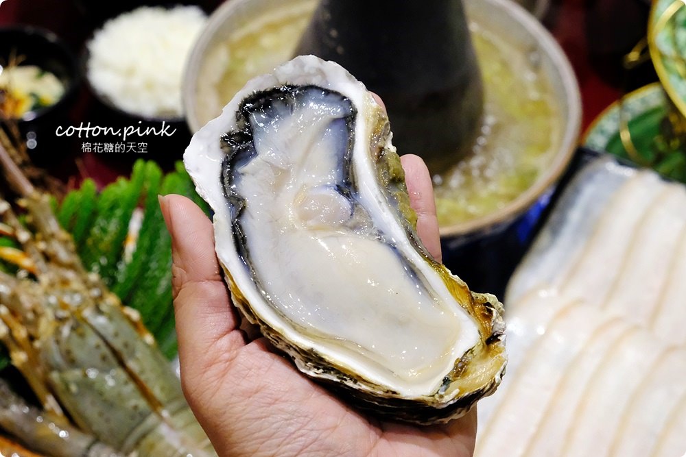 台中草悟道超美火鍋現身！小瀋陽道地酸菜白肉鍋好吃又好看！