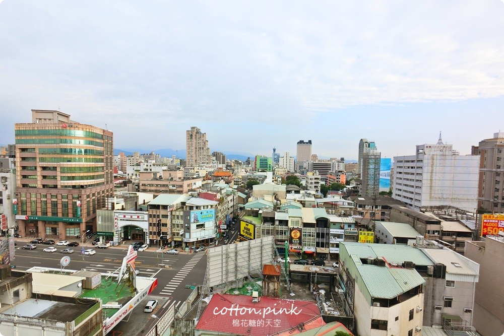 草悟道旁台中新商圈-模範街美食總整理，集傳統小吃與文青網美店於一身/鑫大略