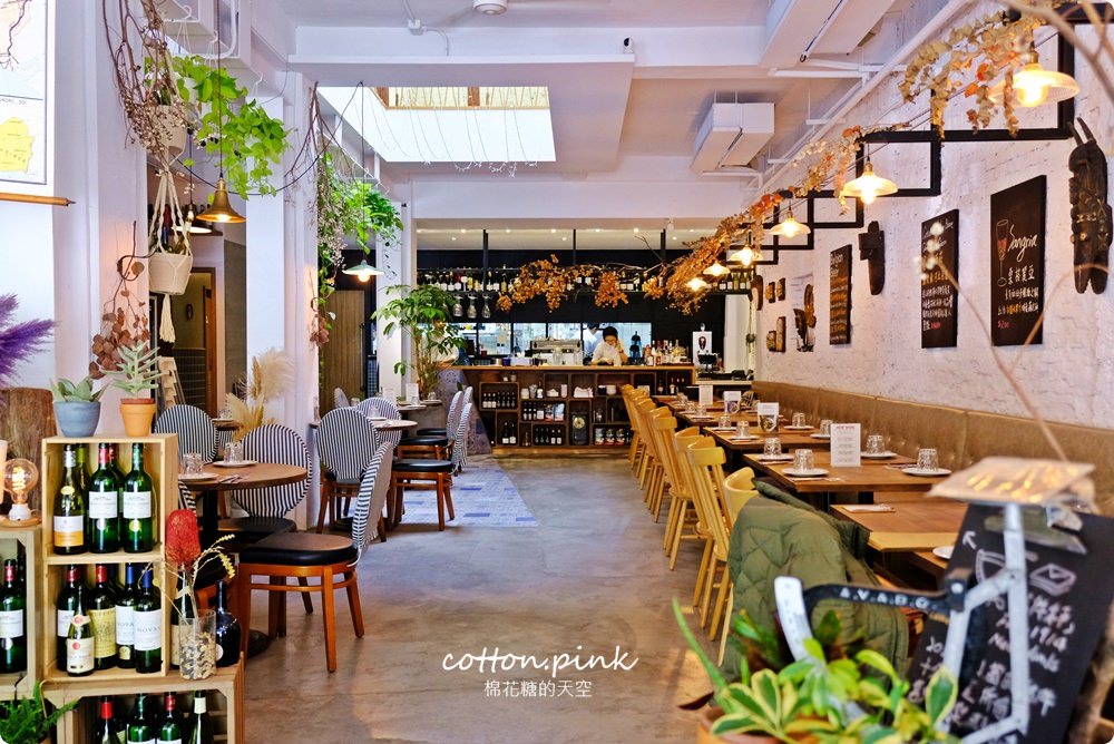 台中地中海餐廳推薦-勤美商圈里頌地中海餐廳集優雅與慵懶於一身