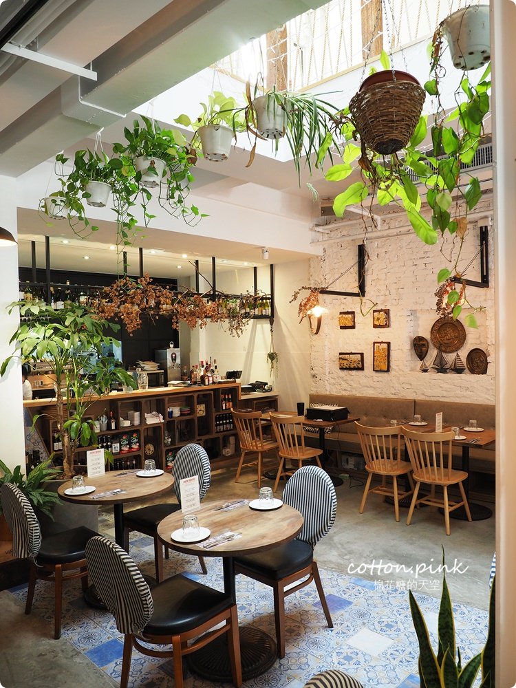台中地中海餐廳推薦-勤美商圈里頌地中海餐廳集優雅與慵懶於一身