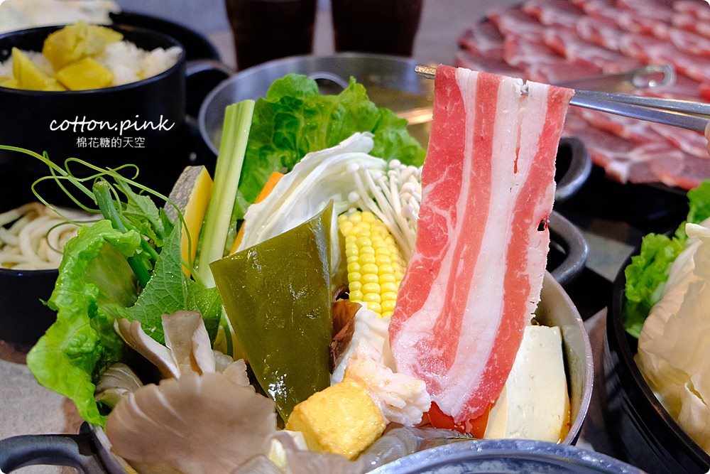 台中火鍋推薦|宇良食最新鍋底一台斤大蛤蜊現炒超級海味～過癮啊！
