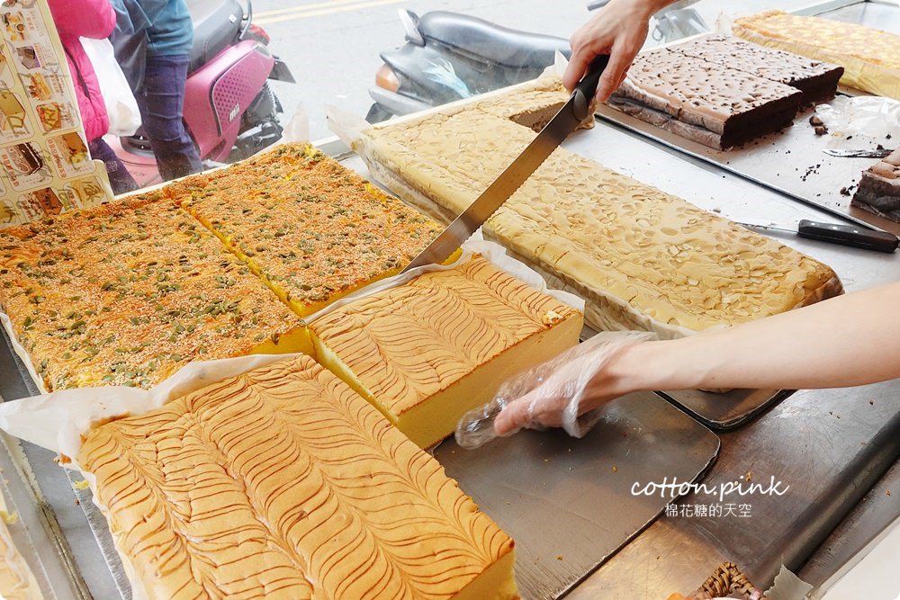 沙鹿美食這家不能錯過-御上品現烤蛋糕芋頭口味超好吃！