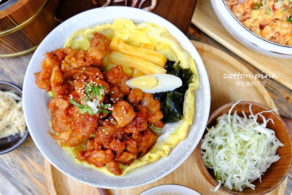 模範街浮誇系丼飯-日式豬排比臉還大！壽星用餐沐丼免費加肉大放送～小菜、生菜、飲料吃到飽！