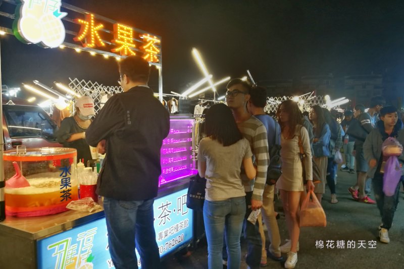 旱溪夜市排隊美食-現煮雅淳水果茶酸甜風味還吃得到大塊鳳梨喔