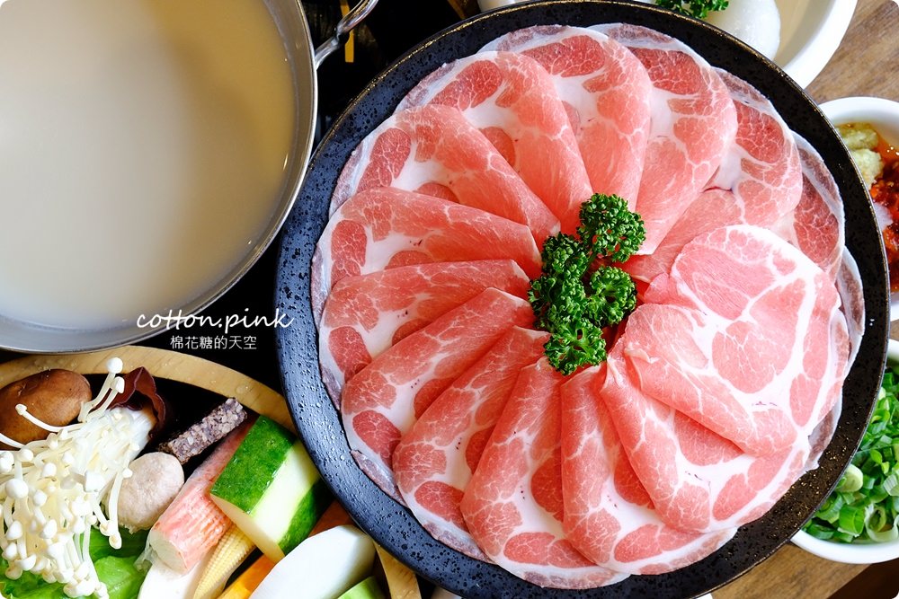 台中沙鹿火鍋推薦-尚石苑,熊熊火焰燃燒鍋vs濃濃牛奶起司鍋~好難選啊! 台中沙鹿火鍋推薦-尚石苑,熊熊火焰燃燒鍋vs濃濃牛奶起司鍋~好難選啊!