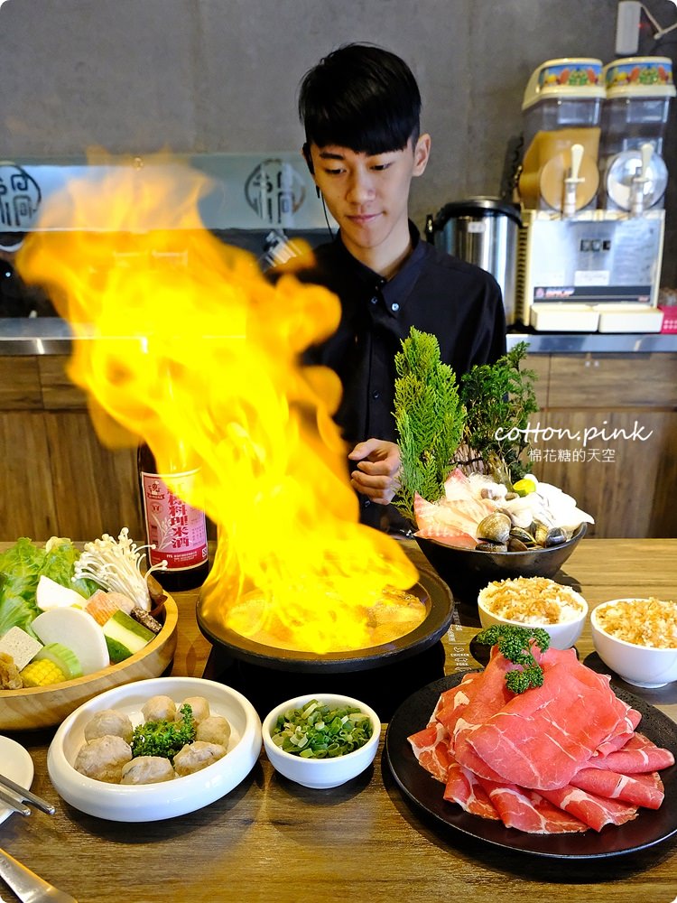 台中沙鹿火鍋推薦-尚石苑,熊熊火焰燃燒鍋vs濃濃牛奶起司鍋~好難選啊! 台中沙鹿火鍋推薦-尚石苑,熊熊火焰燃燒鍋vs濃濃牛奶起司鍋~好難選啊!