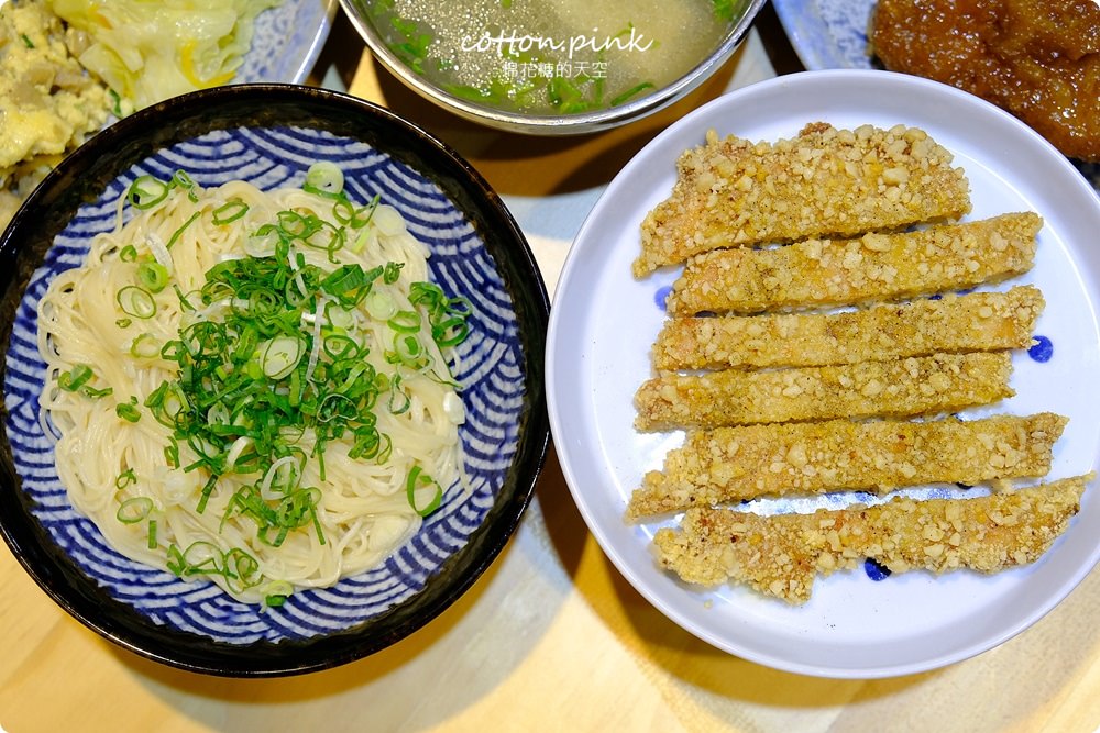 台中南屯便當推薦|肥飯堂傳統便當香酥肉排太迷人，大推手工麵線拌豬油超香的啦