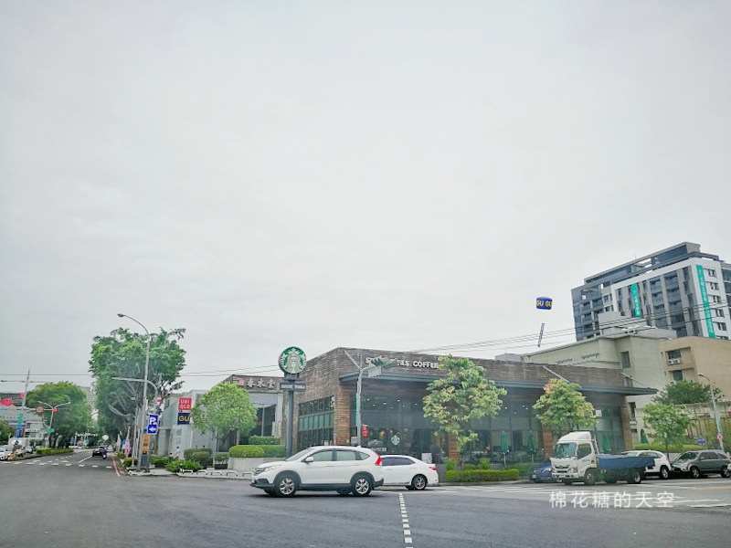 全台首間GU路面店就在台中!母親節開幕～前三天送珍奶唷！