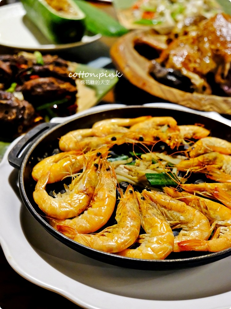台中隱藏版庭園餐廳-城市部落超好拍！脆皮烤雞必點～獨家餐點好吃又特別