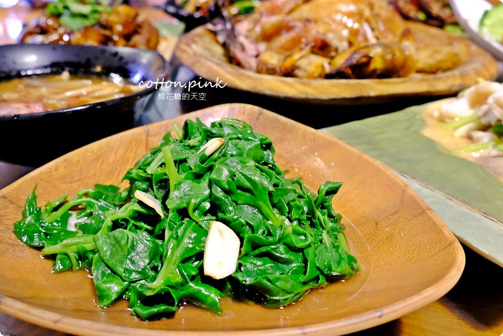 台中隱藏版庭園餐廳-城市部落超好拍！脆皮烤雞必點～獨家餐點好吃又特別