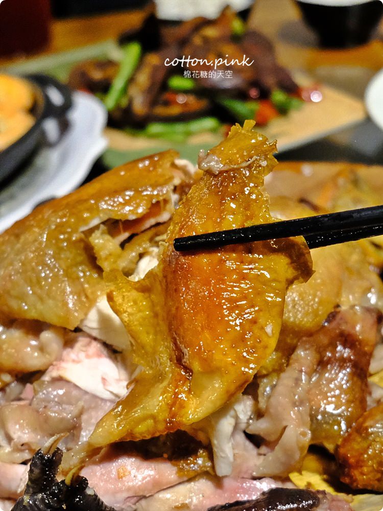 台中隱藏版庭園餐廳-城市部落超好拍！脆皮烤雞必點～獨家餐點好吃又特別