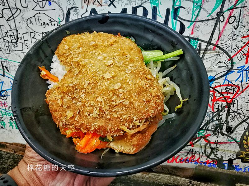 澎湖在地人推薦美食-讚哥燒肉飯就在馬公市區唷！