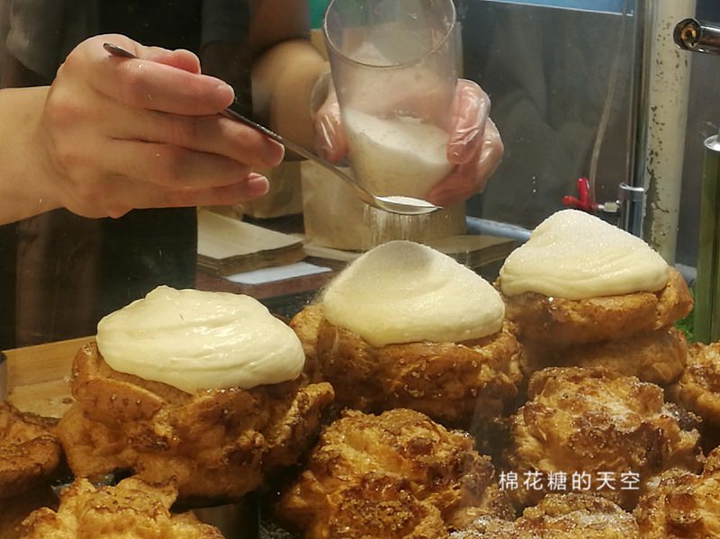 逢甲排隊爆漿泡芙太原夜市就吃得到！KACHI泡芙開二店啦～