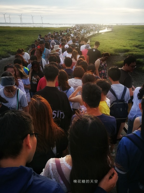 台中必玩景點|高美濕地超美夕陽天空之鏡～文內有潮汐時間可查詢
