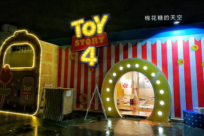 玩具總動員特賣會台中開賣啦！看到外觀就瘋狂的請舉手！