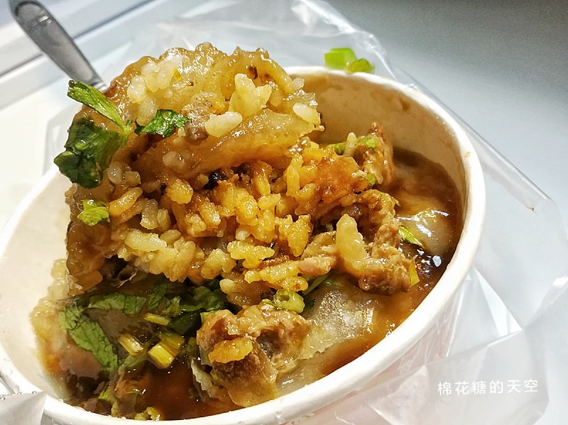 別的地方吃不到～台中梧棲老店新花招-肉圓蓋飯顛覆你的想像