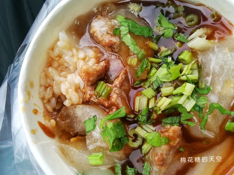 別的地方吃不到～台中梧棲老店新花招-肉圓蓋飯顛覆你的想像