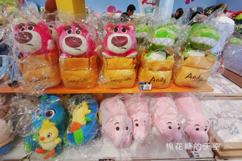 玩具總動員特賣會台中開賣啦！看到外觀就瘋狂的請舉手！