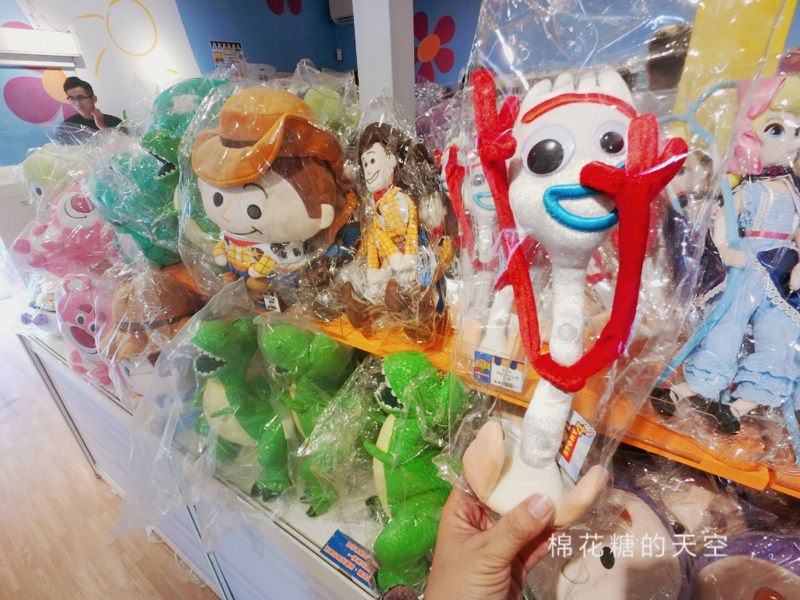 玩具總動員特賣會台中開賣啦！看到外觀就瘋狂的請舉手！