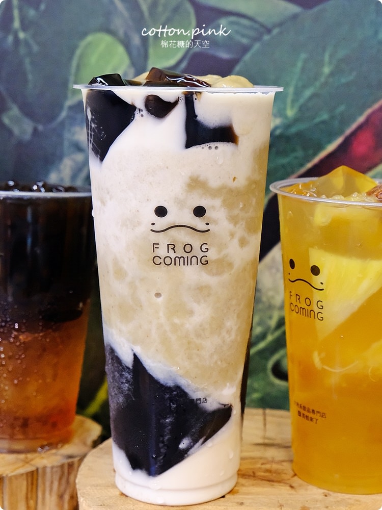 台中一中街必喝飲料-青蛙下蛋回來了！升級版青蛙來了～獨家黑糖珍珠冰沙陪你過夏天！