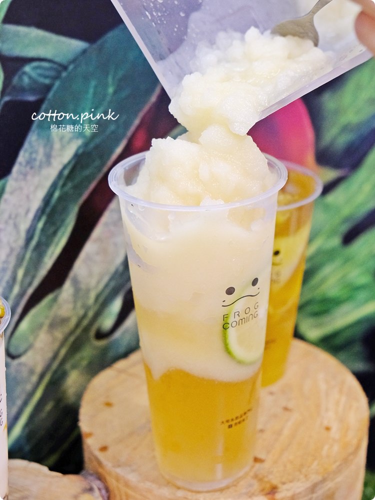 台中一中街必喝飲料-青蛙下蛋回來了！升級版青蛙來了～獨家黑糖珍珠冰沙陪你過夏天！