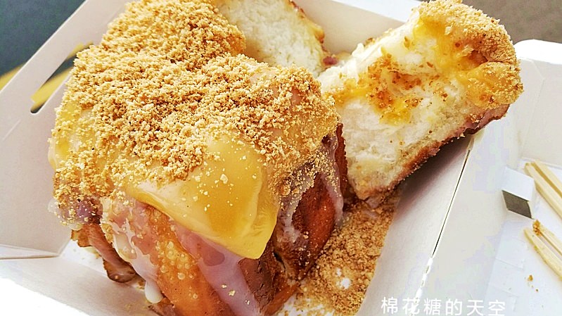 台中沙鹿邪惡小吃-黃金炸饅頭！有甜有鹹～外酥內軟太難抗拒啊！