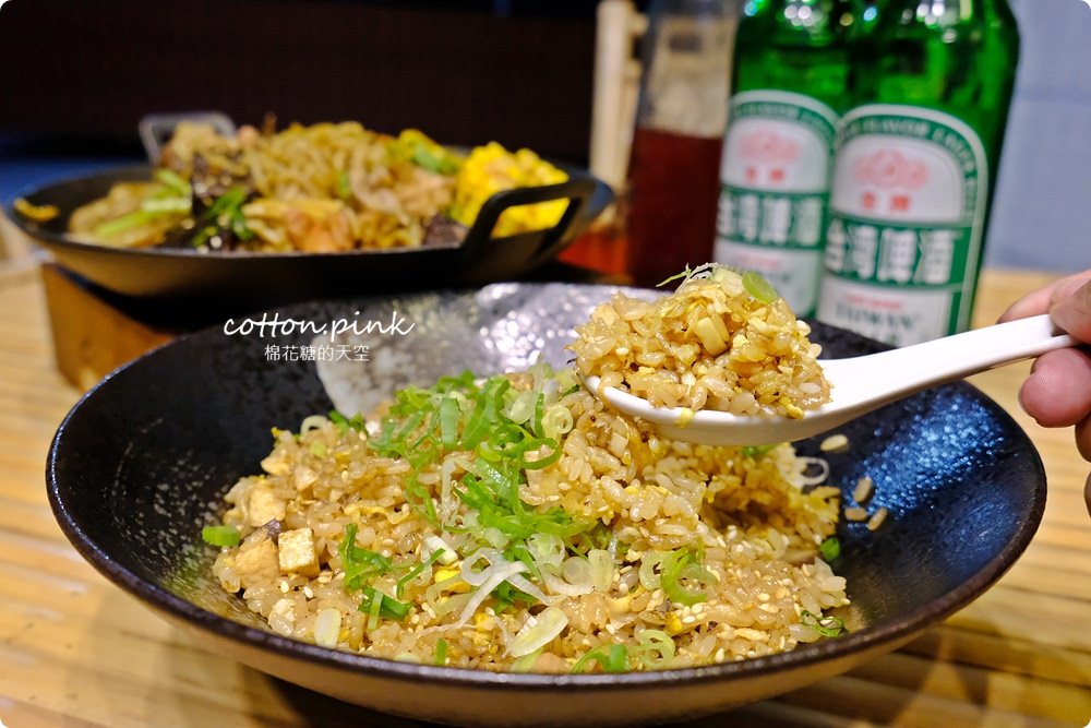 乾的麻辣鍋?!台中也有道地四川干鍋-蘇氏香鍋！獨家老油香氣逼人～老闆跟菜色一樣可口……XD