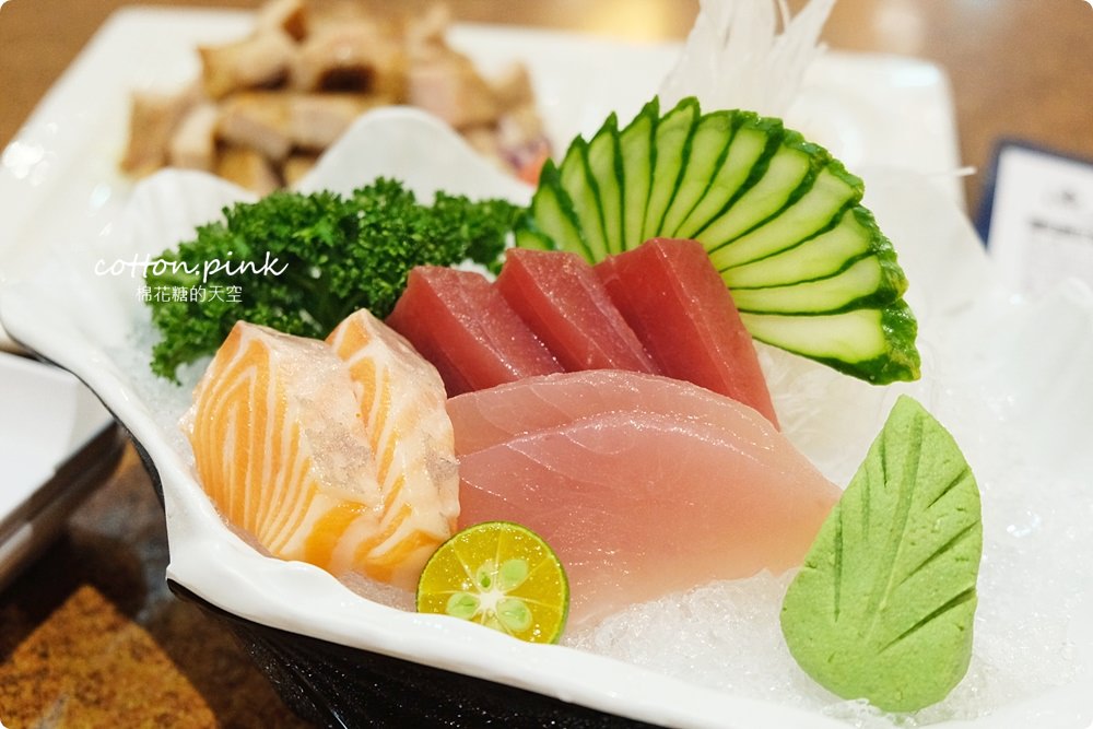 台中大里海鮮餐廳推薦-漁人料理屋，大推金鯧米粉、蟹黃豆腐～家庭聚餐老少咸宜