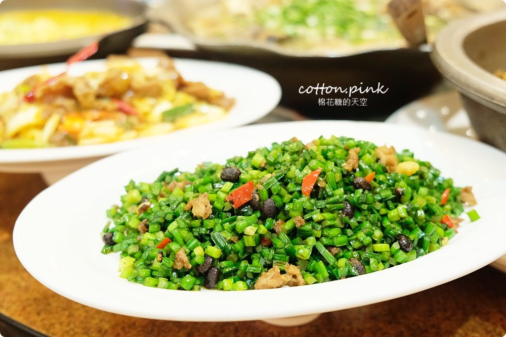 台中大里海鮮餐廳推薦-漁人料理屋，大推金鯧米粉、蟹黃豆腐～家庭聚餐老少咸宜
