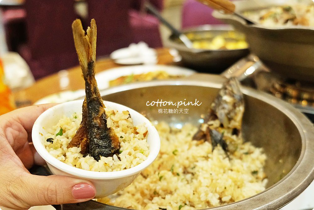 台中大里海鮮餐廳推薦-漁人料理屋，大推金鯧米粉、蟹黃豆腐～家庭聚餐老少咸宜
