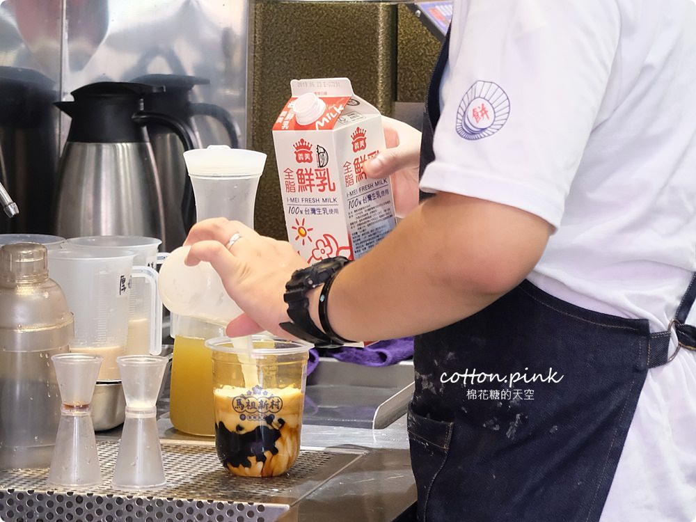 IG打卡美食進軍台中逢甲-馬祖新村爆漿紅豆餅限量牛奶糖口味太銷魂！大推芋頭厚鮮奶