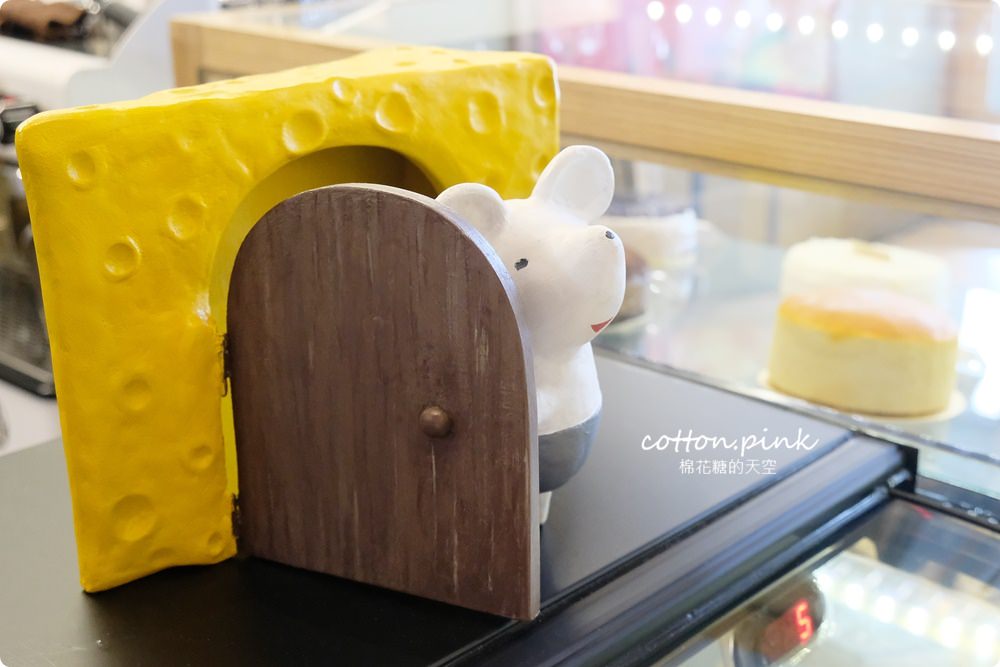 台中必吃爆漿乳酪蛋糕叫人流口水-彌月蛋糕就選他！杏屋最新雙人下午茶套餐～三層下午茶超豐富