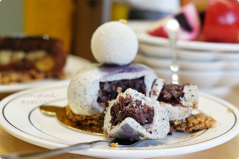 台中必吃爆漿乳酪蛋糕叫人流口水-彌月蛋糕就選他！杏屋最新雙人下午茶套餐～三層下午茶超豐富