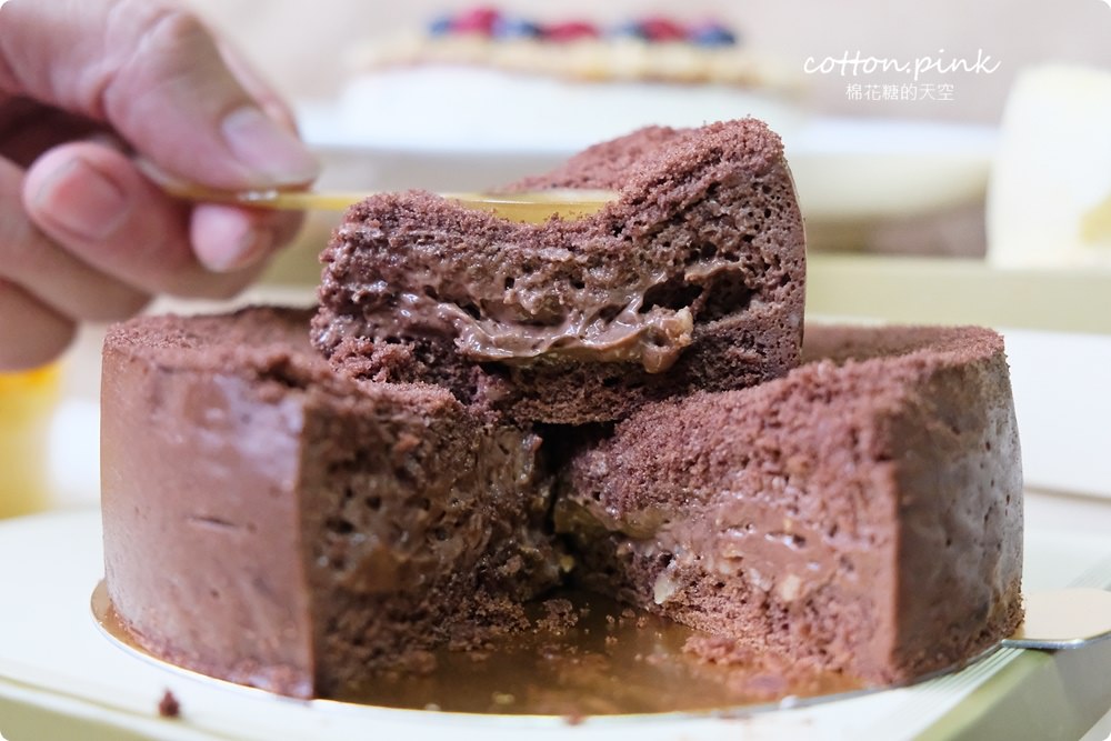 台中必吃爆漿乳酪蛋糕叫人流口水-彌月蛋糕就選他！杏屋最新雙人下午茶套餐～三層下午茶超豐富