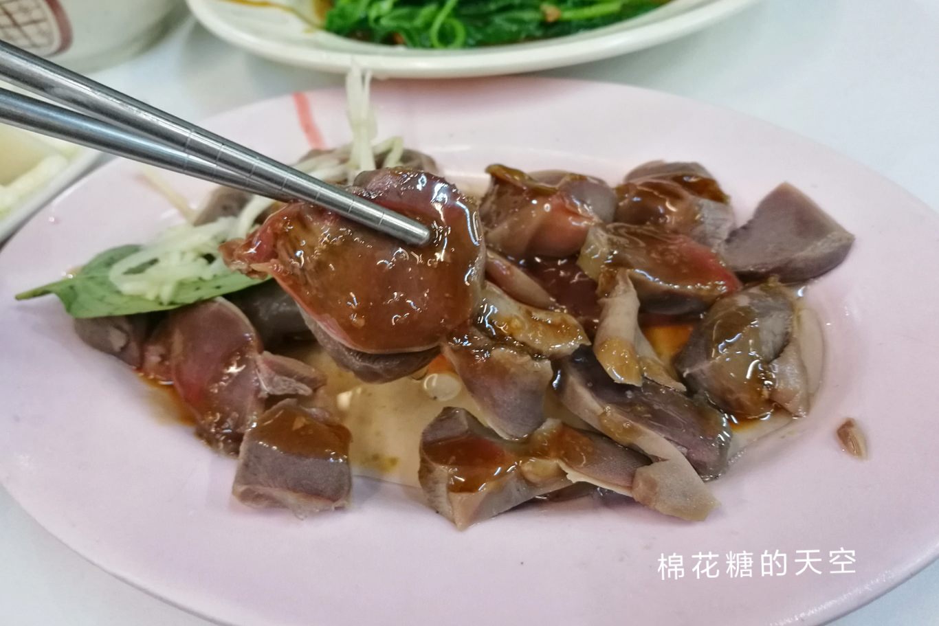 草悟道旁中美街宵夜好罪惡！阿川鵝肉內行人都點這一盤！