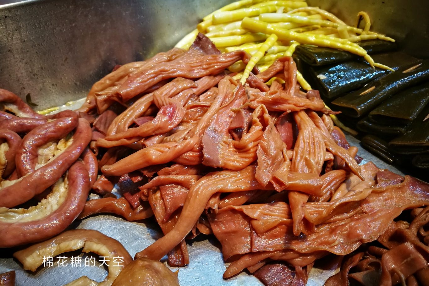 台中一中老攤位冷滷味-阿ㄆㄧㄚ~吃一口青春回憶上心頭 台中一中老攤位冷滷味-阿ㄆㄧㄚ~吃一口青春回憶上心頭