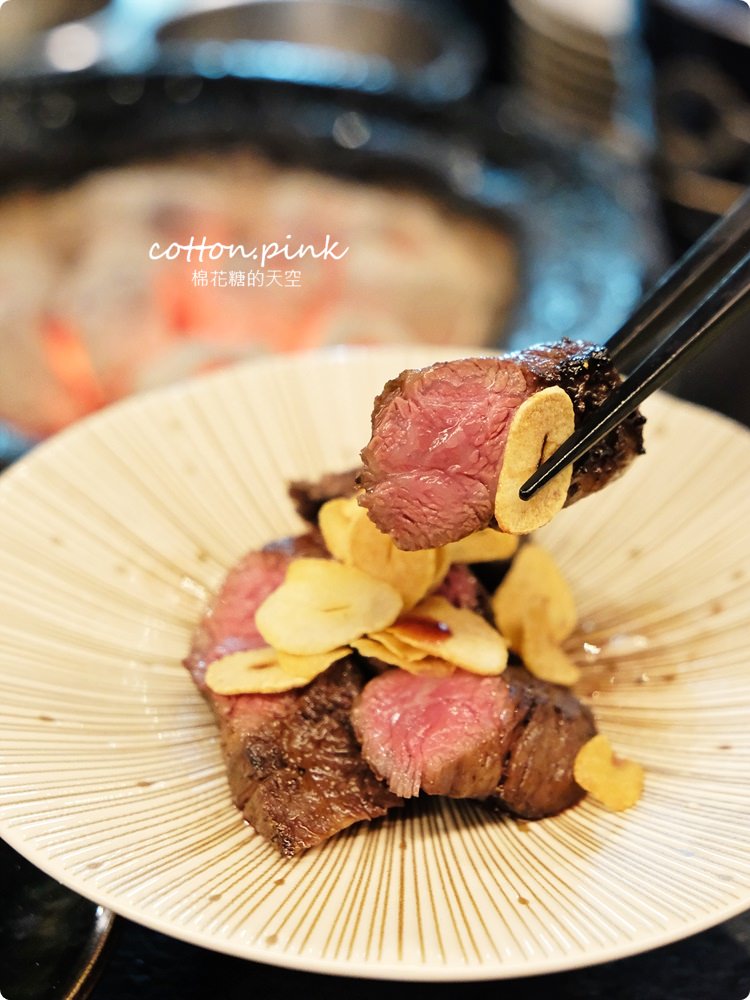 台中燒肉這家不能錯過，全程桌邊服務超享受，板前燒肉一徹刁嘴朋友也滿意
