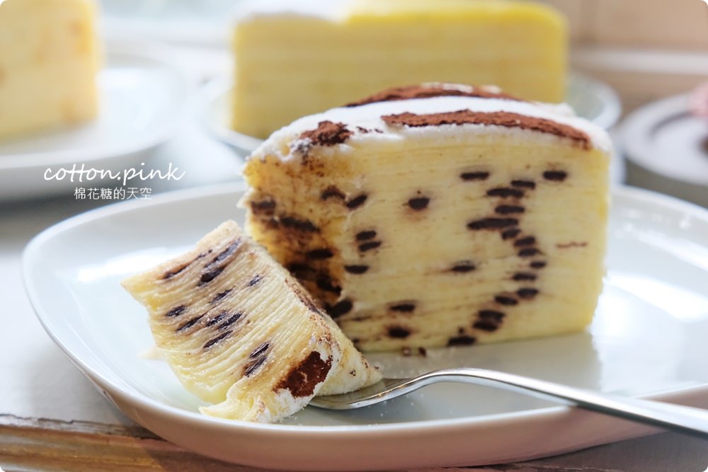 台中千層蛋糕推薦-2度C Ni Guo平價又好吃，外帶組合更划算！繽紛千層拼盤開放預約，當彌月蛋糕也棒棒